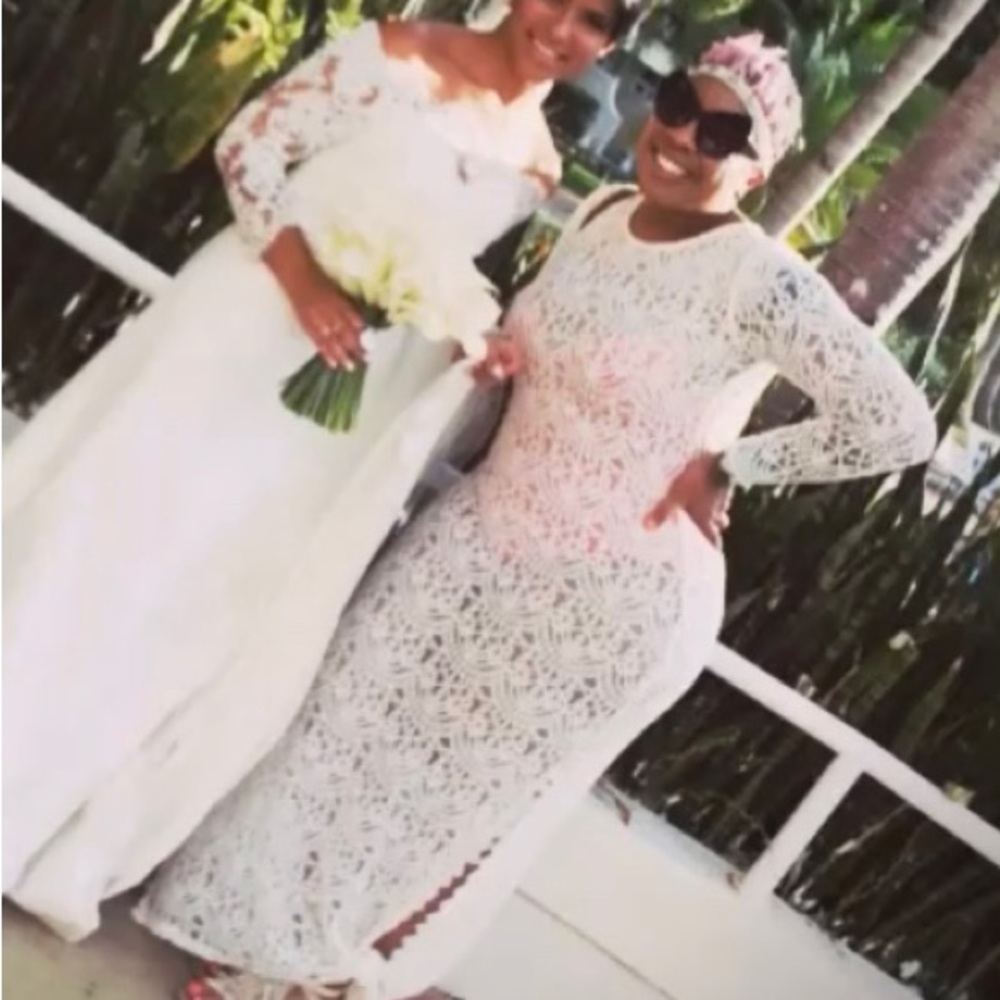 Brand new Off white size 8 lace dress